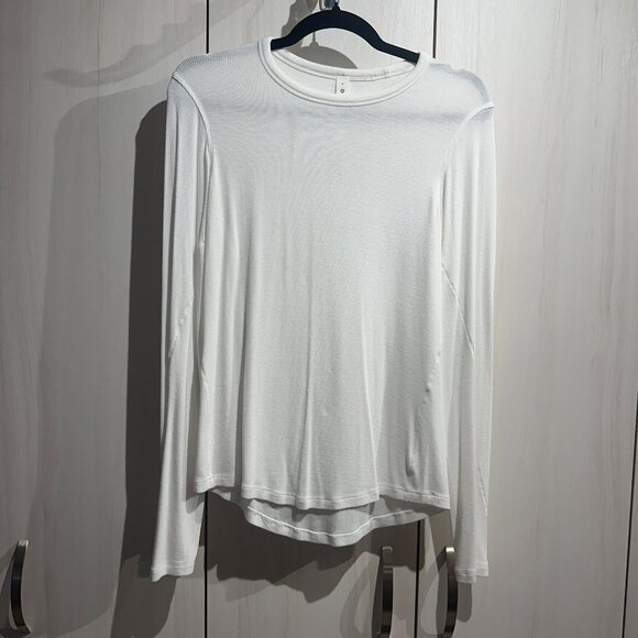 EUC Lululemon ribbed long sleeve - white 8 - Picture 1 of 3